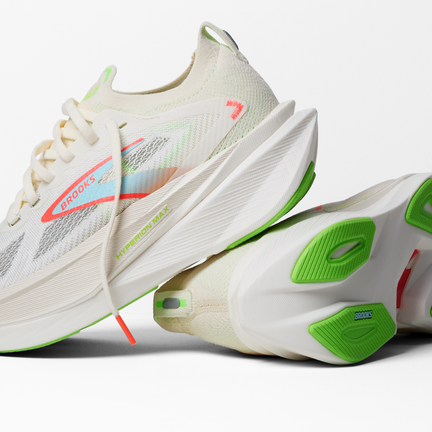 Womens Brooks Hyperion Max 3 (B-Width)