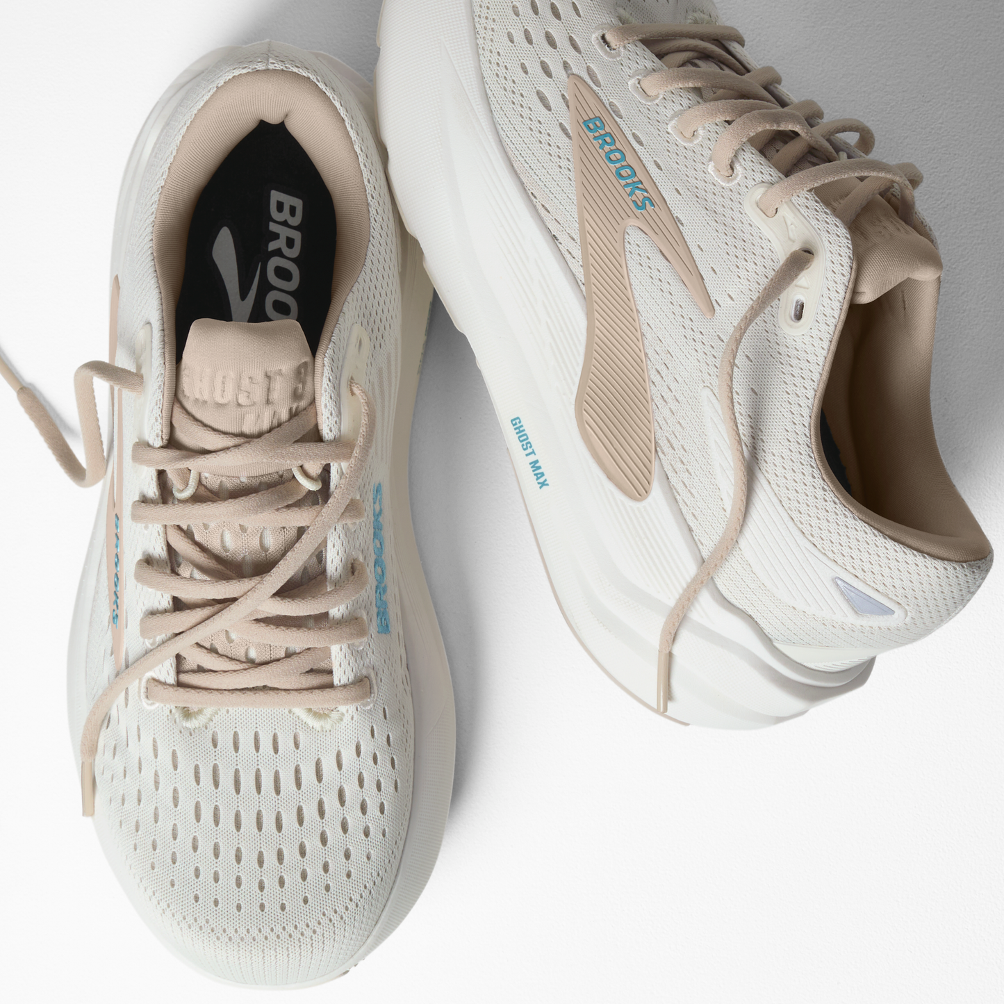 Womens Brooks Ghost Max 3 Wide (D-Width)