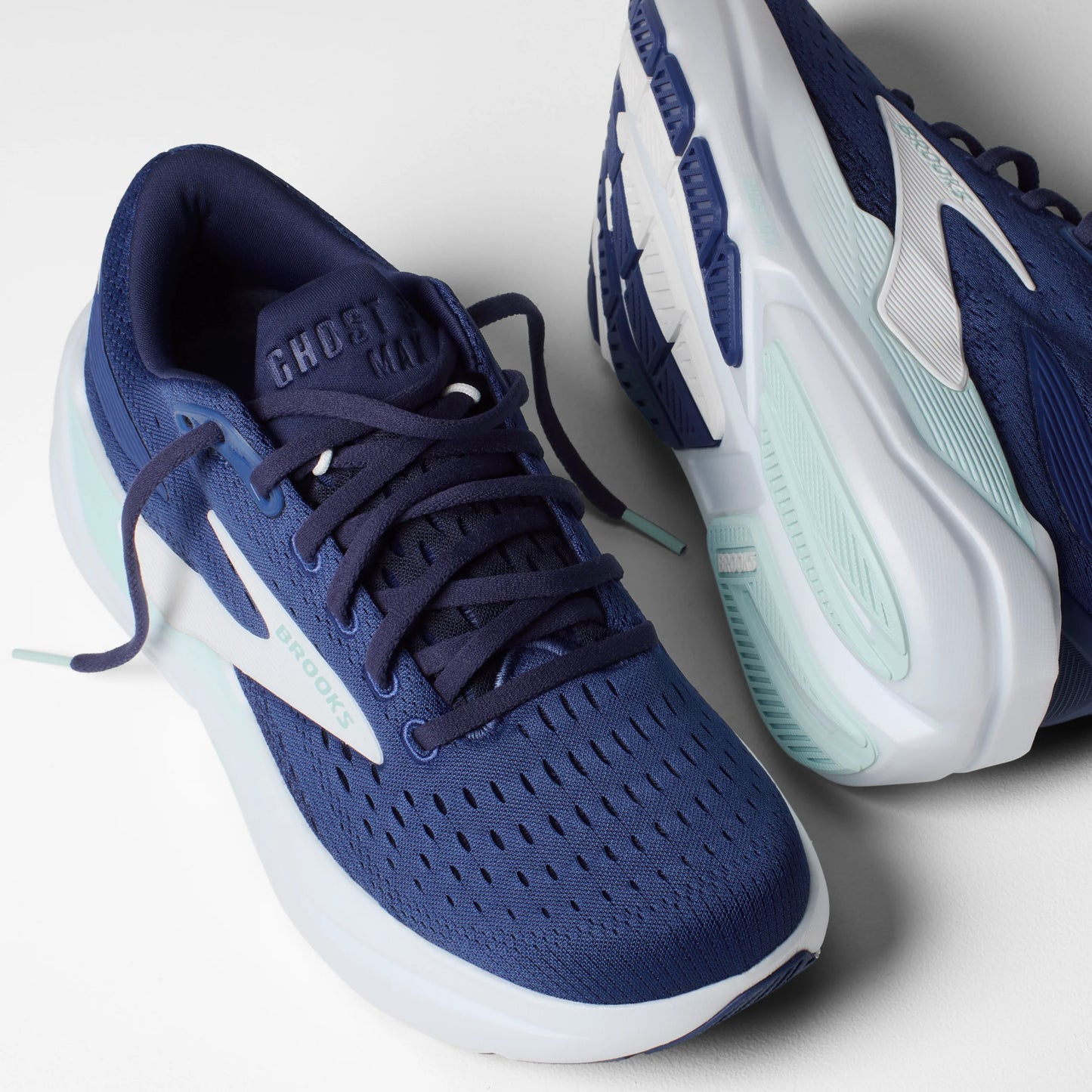 Womens Brooks Ghost Max 3 Wide (D-Width)