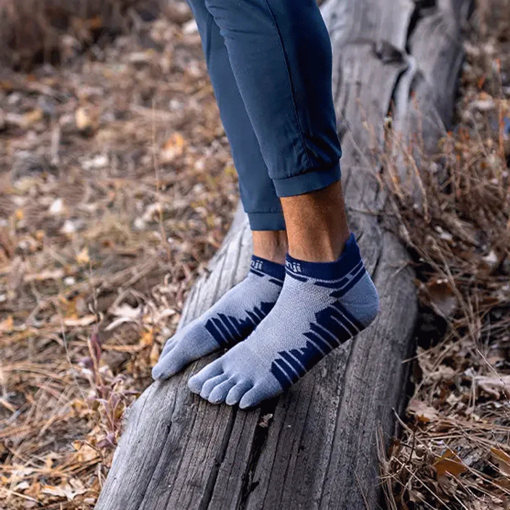 Womens Injinji ULTRA RUN No Show Toe Socks
