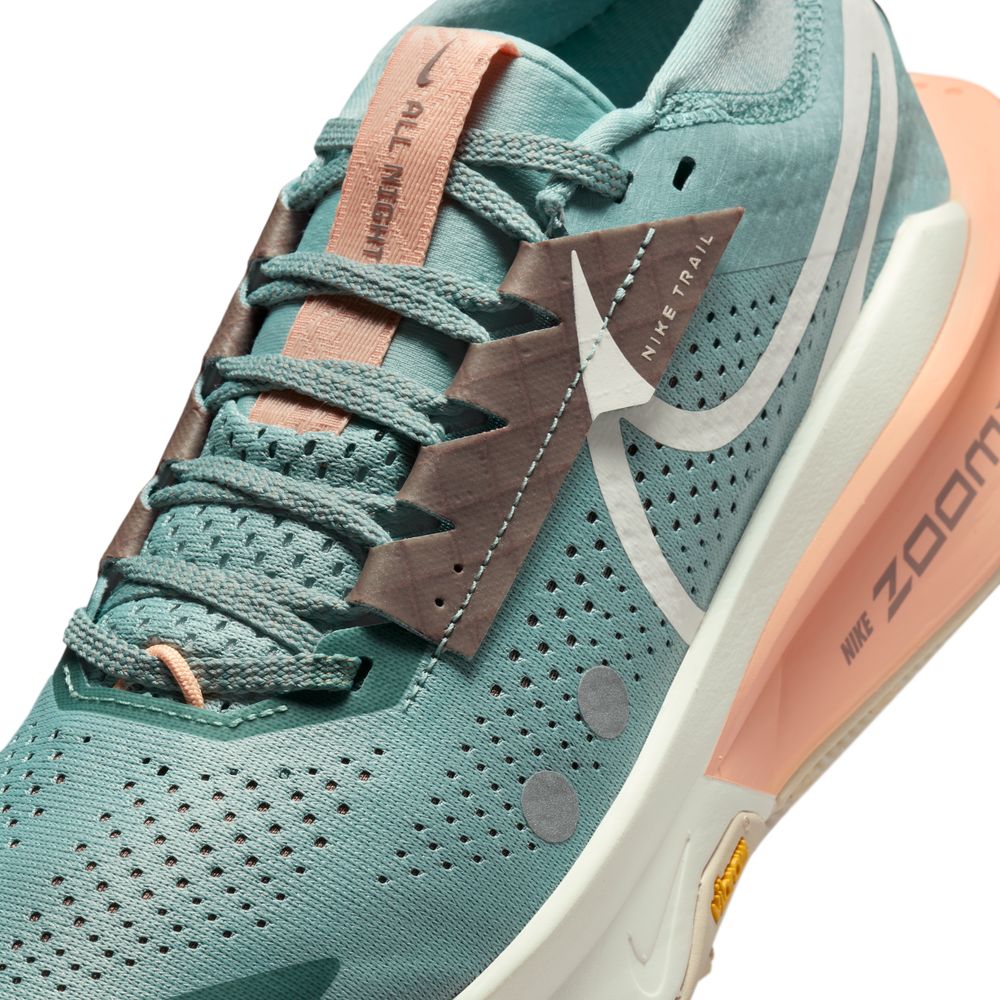 Womens Nike Zegama Trail 2 (B-Width)