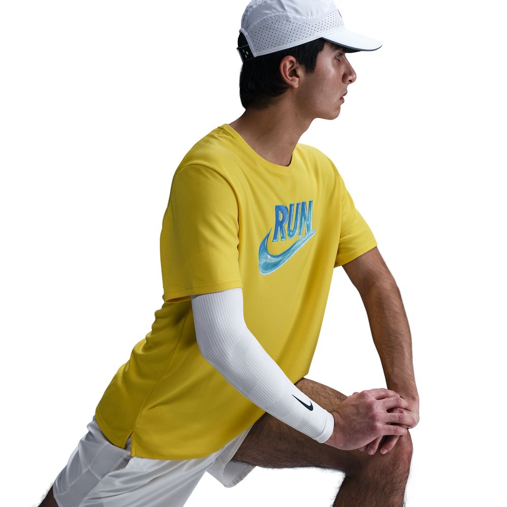 Mens Nike Miler Run Energy Short-Sleeve Running Top
