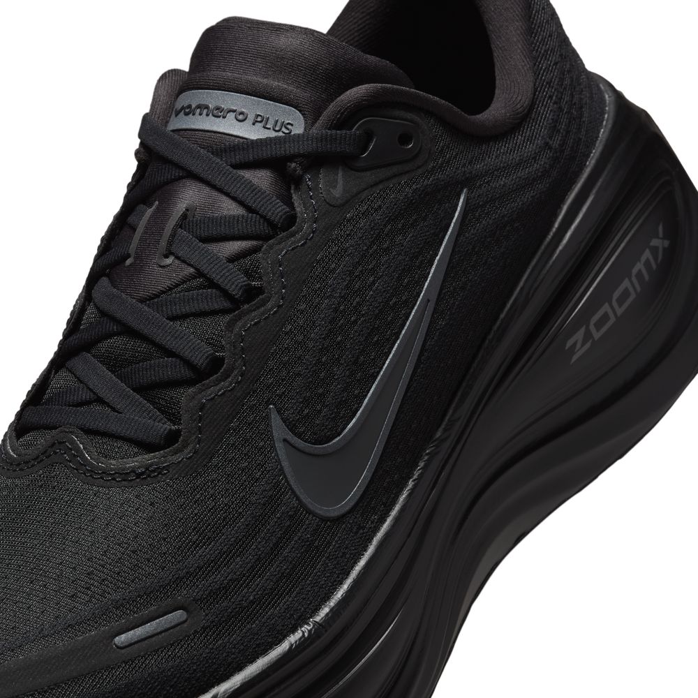 Mens Nike Air Zoom Vomero Plus (D-Width)