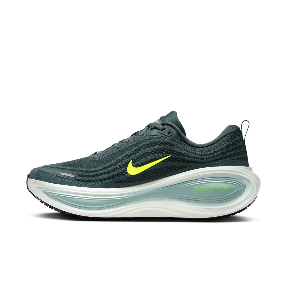 Mens Nike Air Zoom Vomero Plus (D-Width)