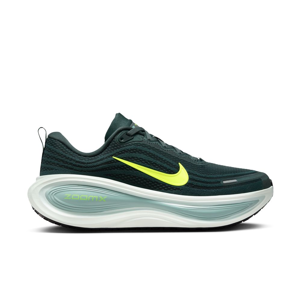 Mens Nike Air Zoom Vomero Plus (D-Width)
