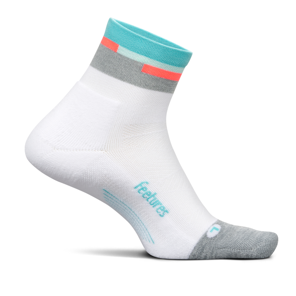 Feetures Elite Quarter Socks - Light Cushion