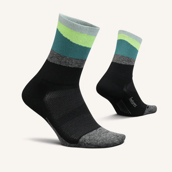 Feetures Elite Mini Crew Socks - Light Cushion