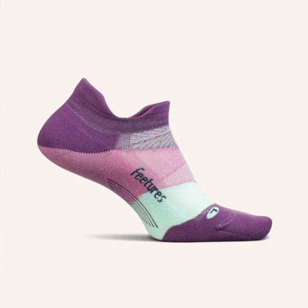 Feetures Elite No Show Socks - Light Cushion