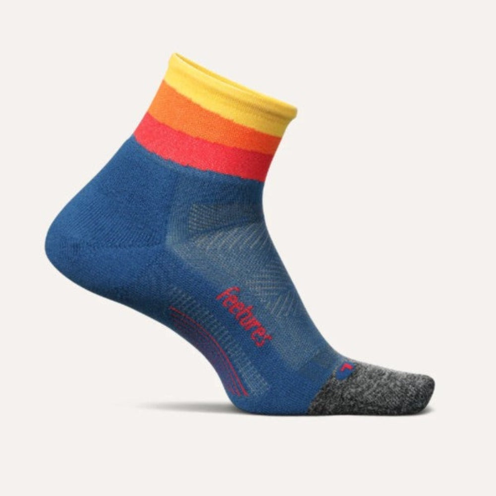 Feetures Elite Quarter Socks - Light Cushion