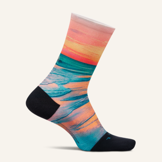 Feetures Elite Mini Crew Socks - Light Cushion