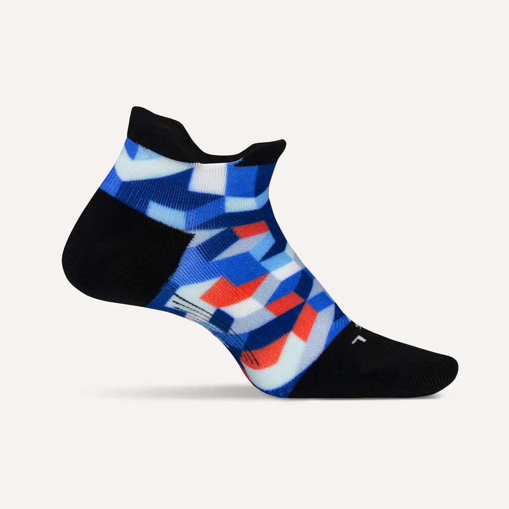 Feetures Elite No Show Socks - Light Cushion