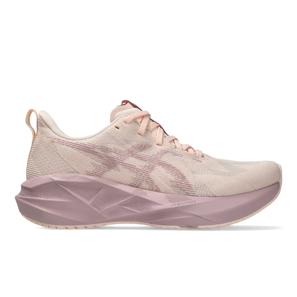 Womens Asics Novablast 5 (B-Width)