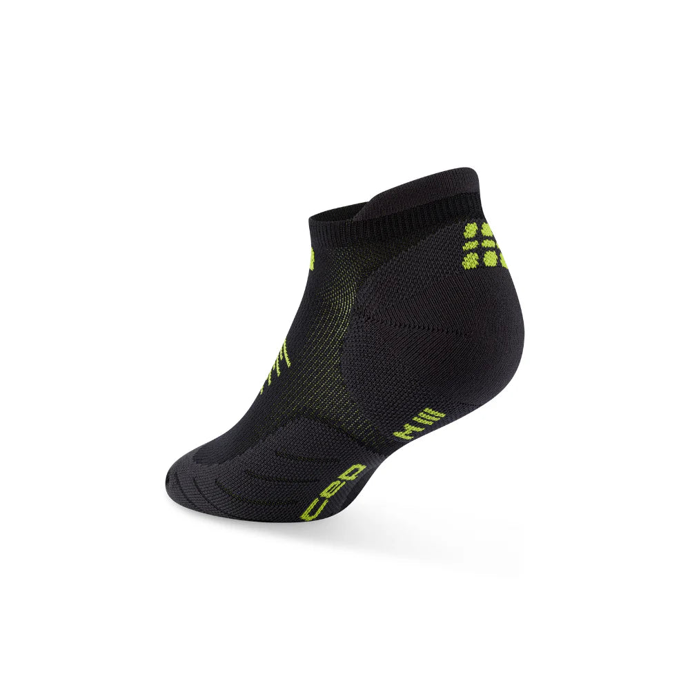 Mens CEP No Show Socks CORE RUN Mid Cushion Compression