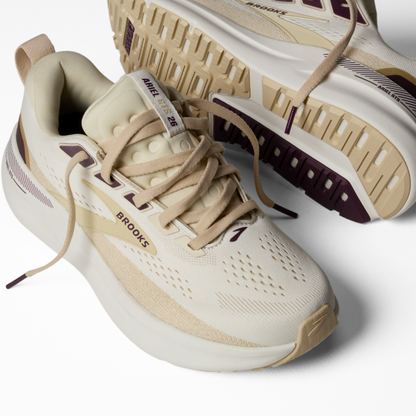 Womens Brooks Ariel GTS 26