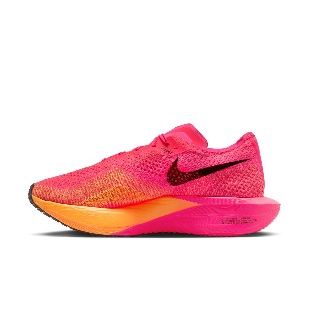 Pink mens nike clearance shoes