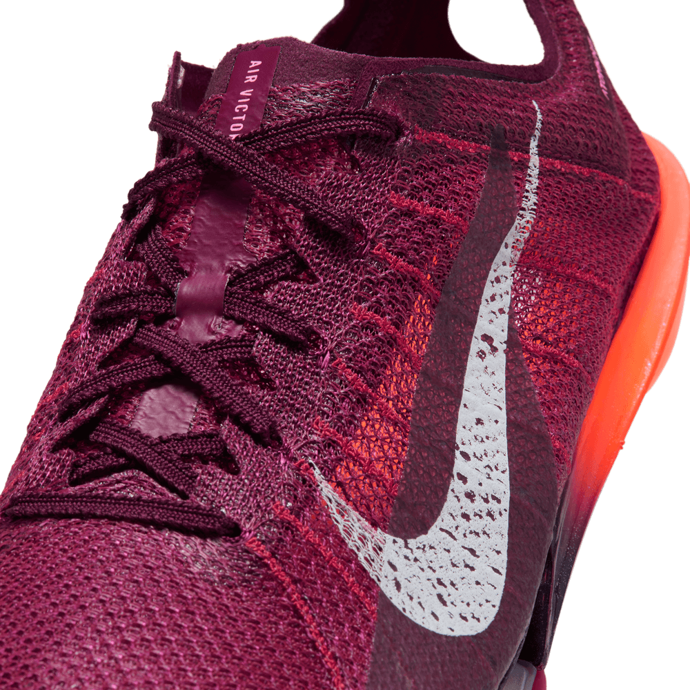 Nike Air Zoom Victory 2