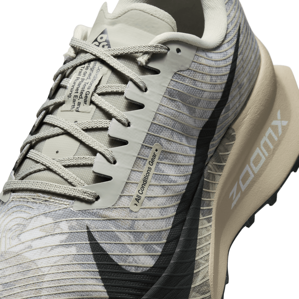 Mens Nike ACG Ultrafly Trail