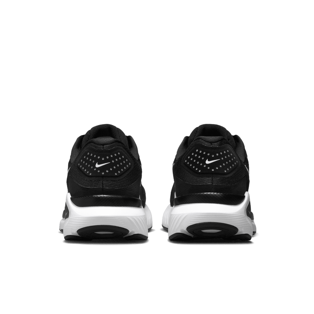 Womens Nike Structure 26 (B-Width)