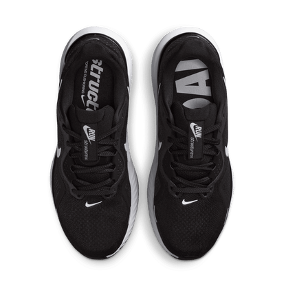 Womens Nike Structure 26 (B-Width)
