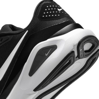 Womens Nike Structure 26 (B-Width)