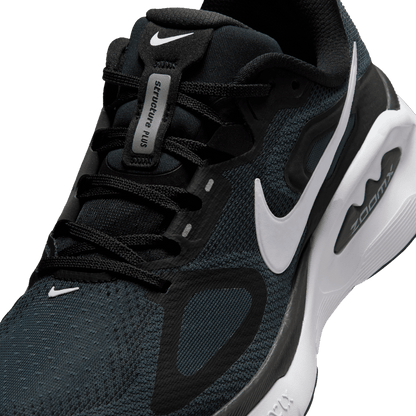 Womens Nike Structure Plus (B-Width)