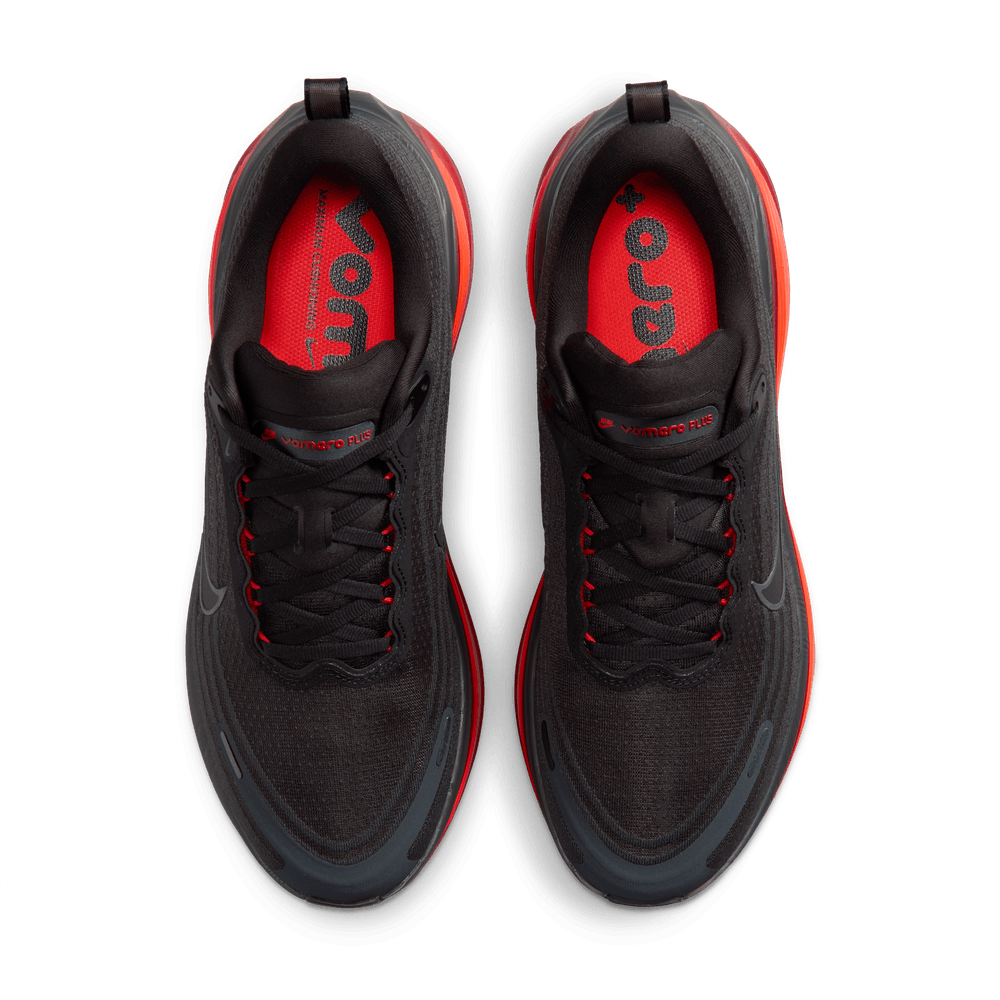 Mens Nike Air Zoom Vomero Plus (D-Width)