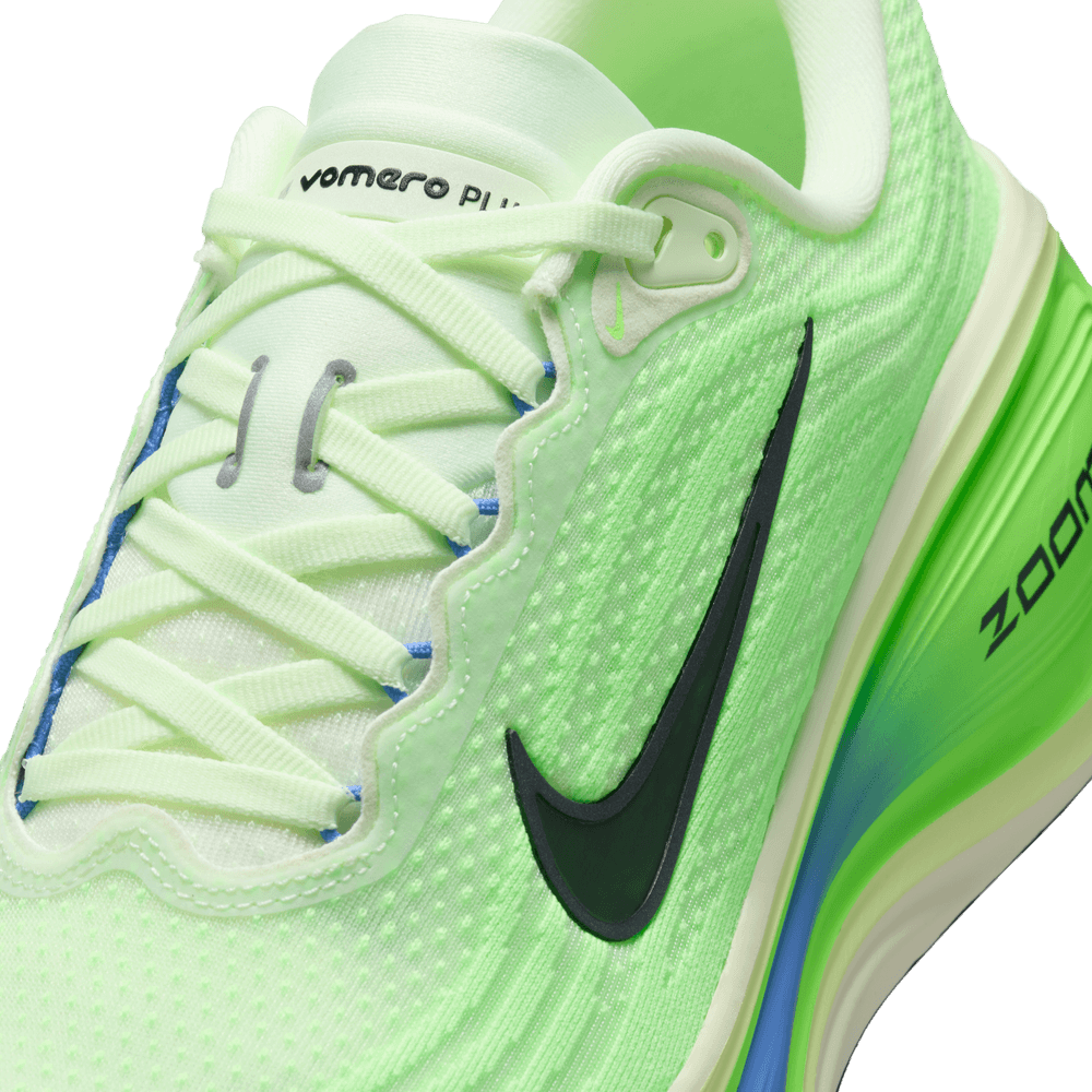 Mens Nike Air Zoom Vomero Plus (D-Width)