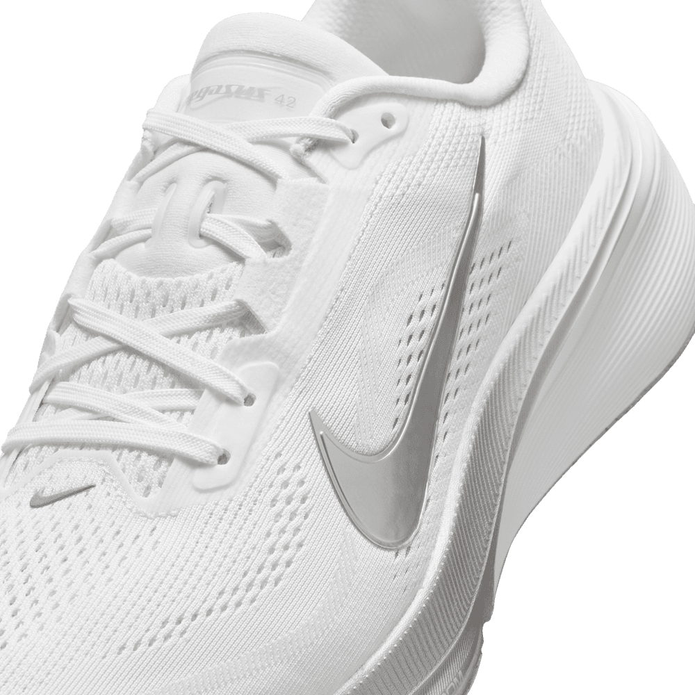 Womens Nike Pegasus 42 (B-Width)
