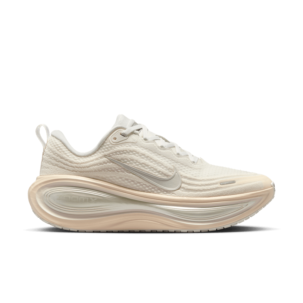 Womens Nike Vomero Plus ESS