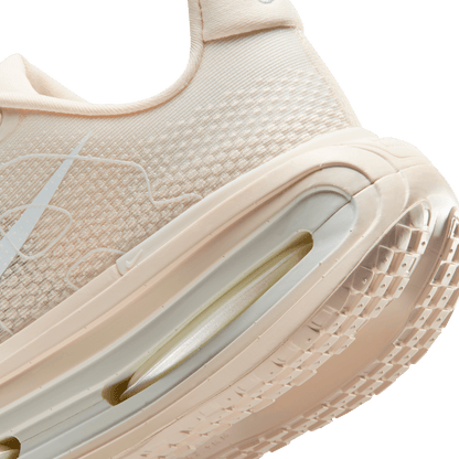 Womens Nike Vomero Premium (B-Width)