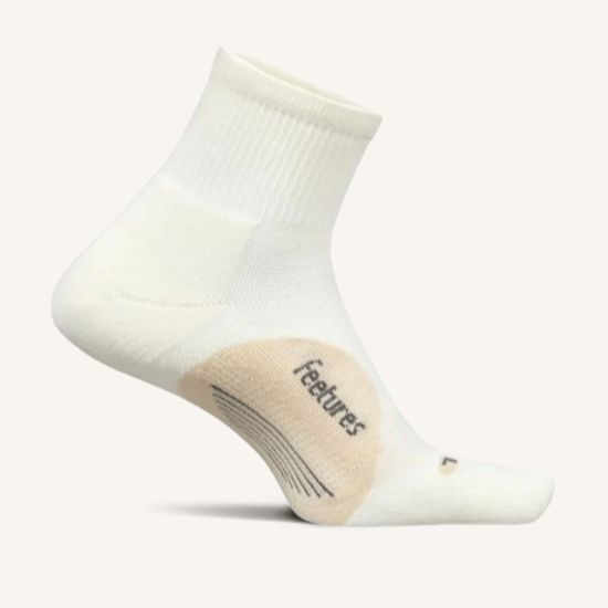 Feetures Elite Quarter Socks - Light Cushion