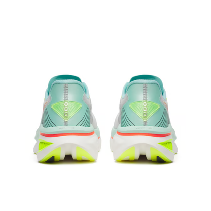 Womens Saucony Endorphin Azura (B-Width)