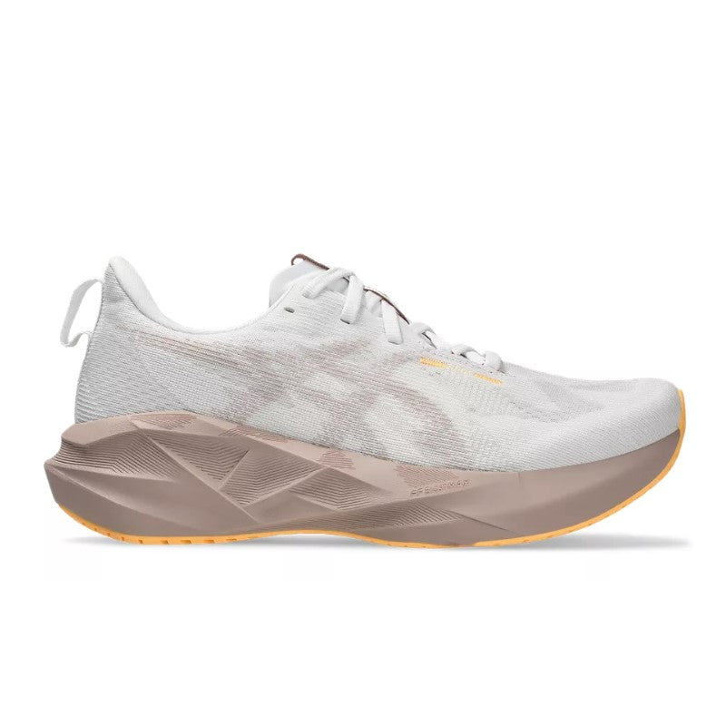 Womens Asics Novablast 5 (B-Width)