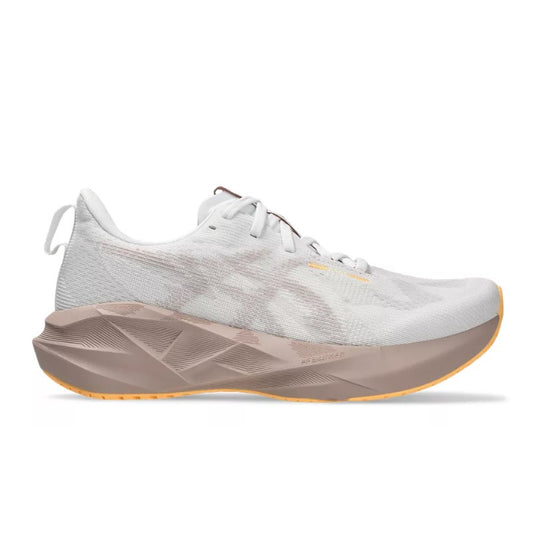Womens Asics Novablast 5 (B-Width)