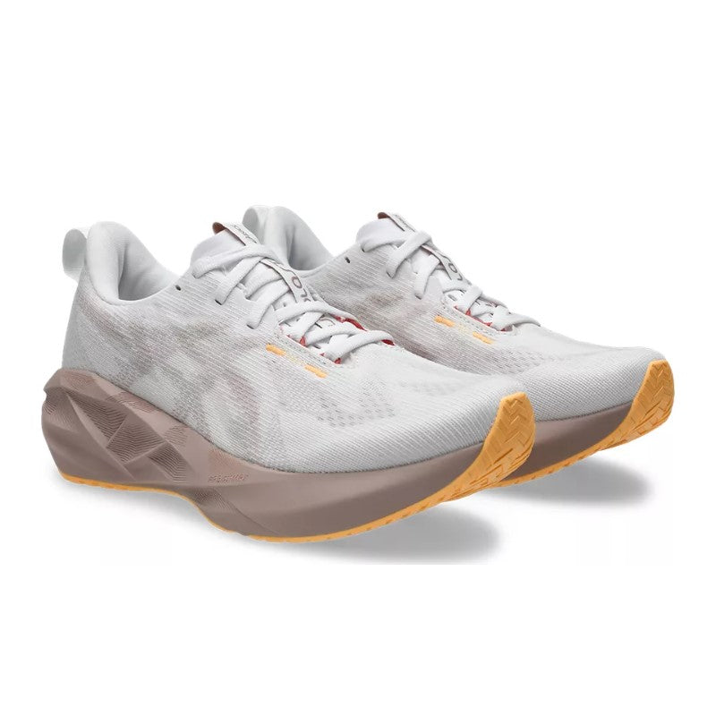 Womens Asics Novablast 5 (B-Width)