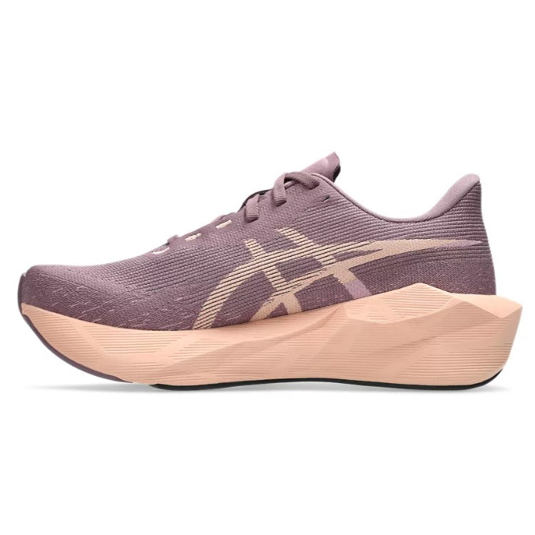 Womens Asics Novablast 6 (B-Width)